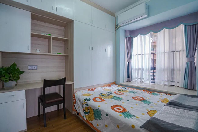 104㎡大三居，極簡(jiǎn)風(fēng)與實(shí)用主義結(jié)合，締造年輕人的舒適生活